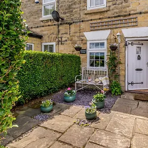 https://snowdrop-cottage-wetherby.yorkshirehotels.net