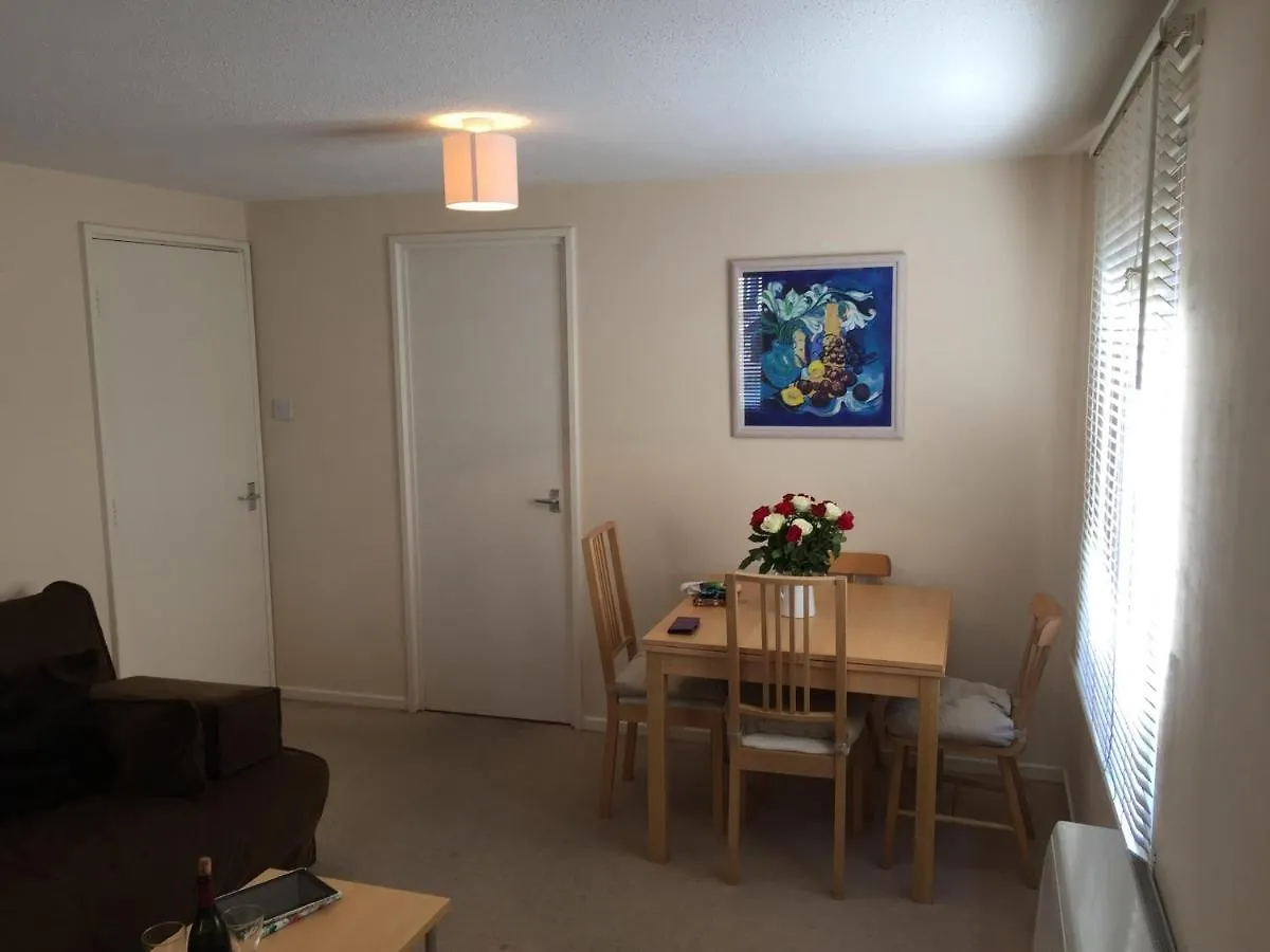 Bright Spacious Flat Near Royal Mile Edinburgh 0*,  United Kingdom
